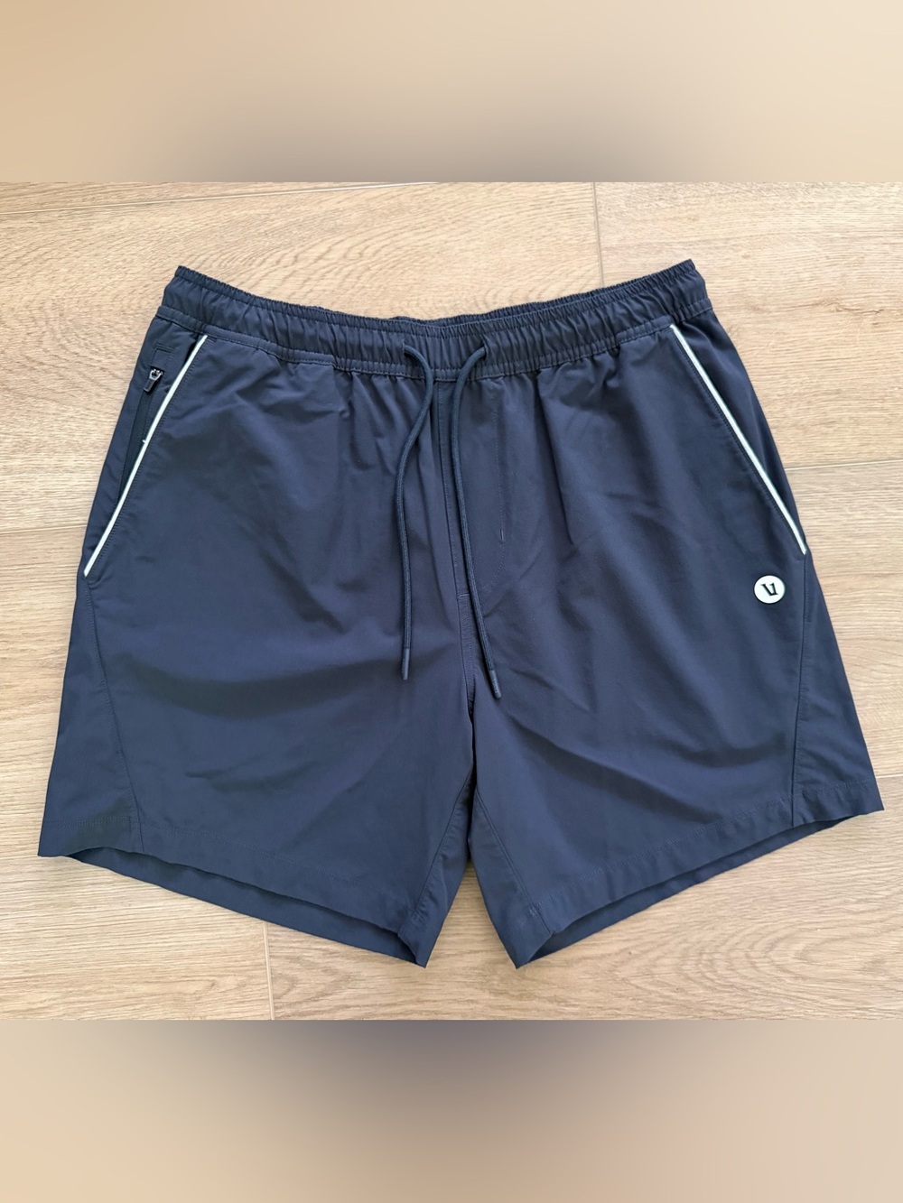 Vuori Crosscourt 7” Unlined Shorts Medium Navy Blue